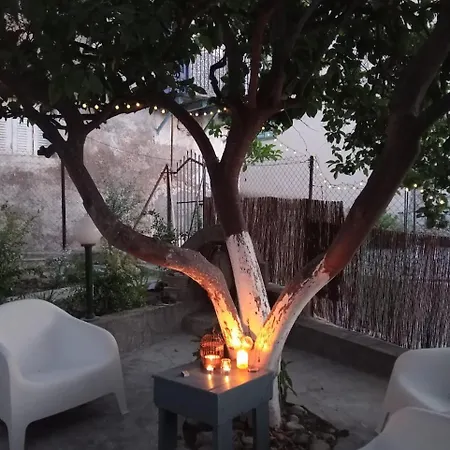 Limonospito Корони