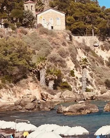 Limonospito Koroni (Messinia)